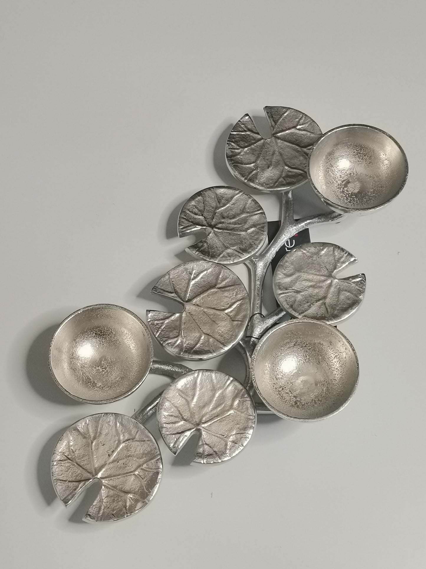 COLMORE Deko Teelichthalter "Seerose" 48x29x11 cm Alu Silber RAW Kerzenhalter