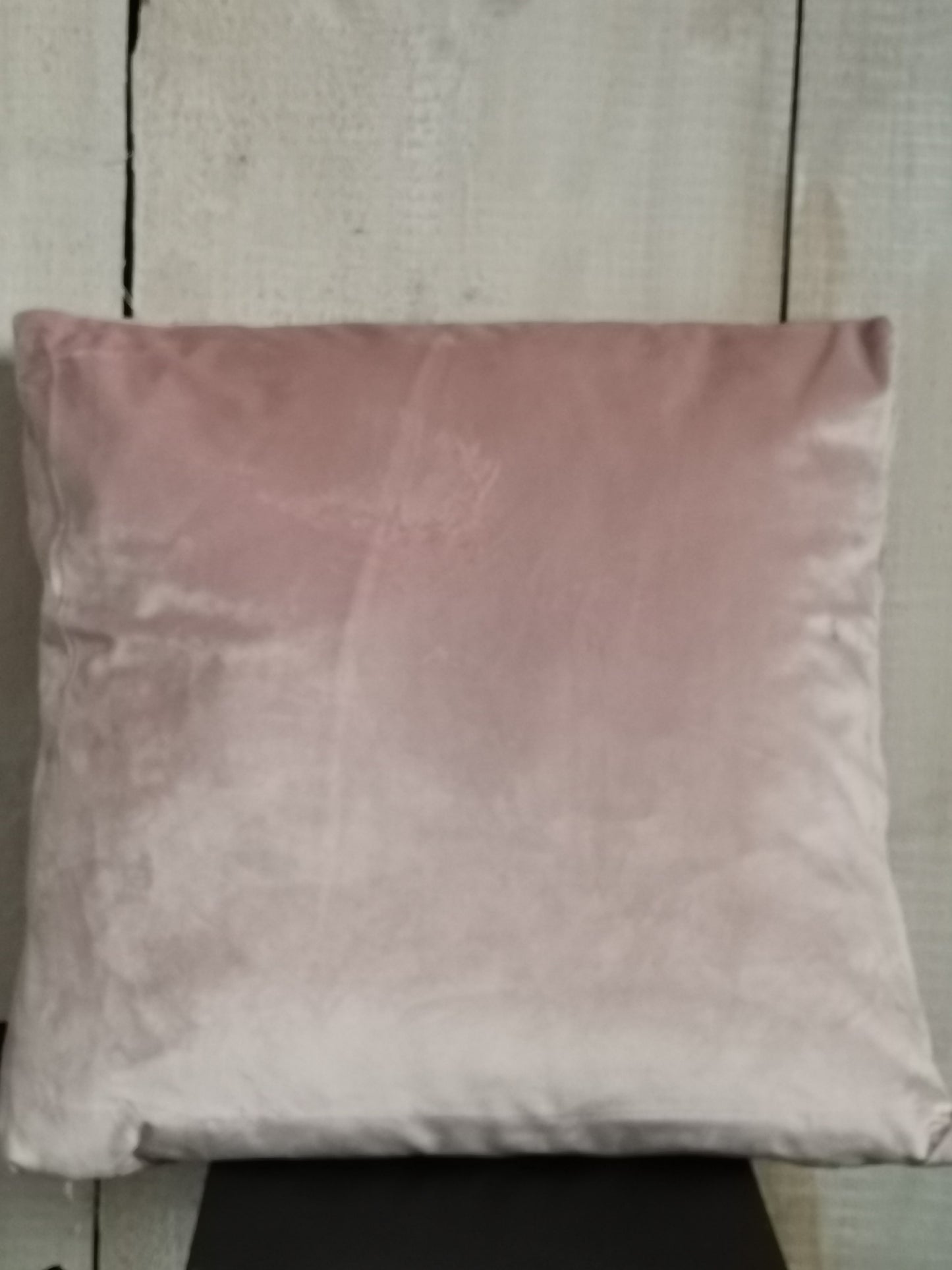 Deko Kissen "Viktor" mit Füllung 45x45 cm Stoff Rose' Samtoptik Modern Sofakissen